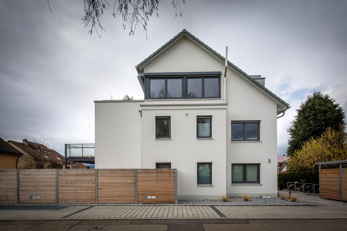 Haushahn Referenzen - Mehrfamilienhaus Kirchzarten